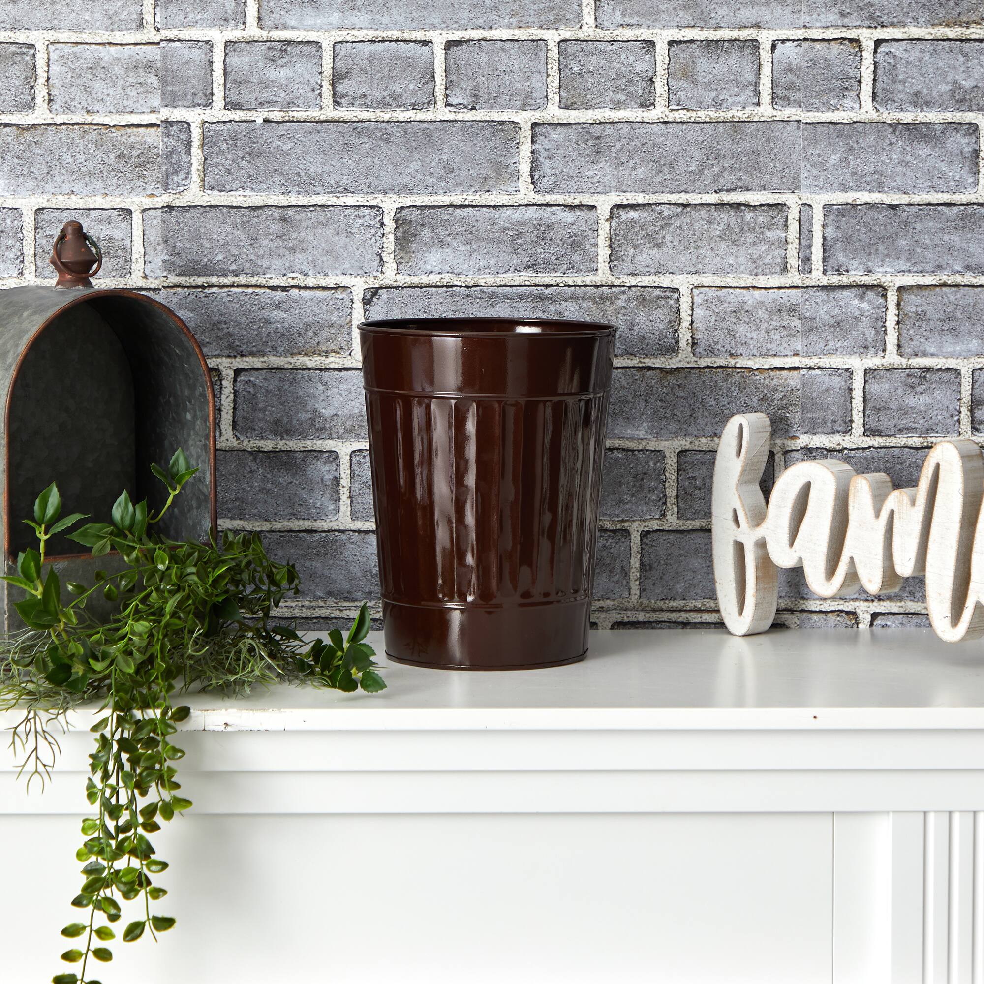 10" Brown Farmhouse Country Pail Planter